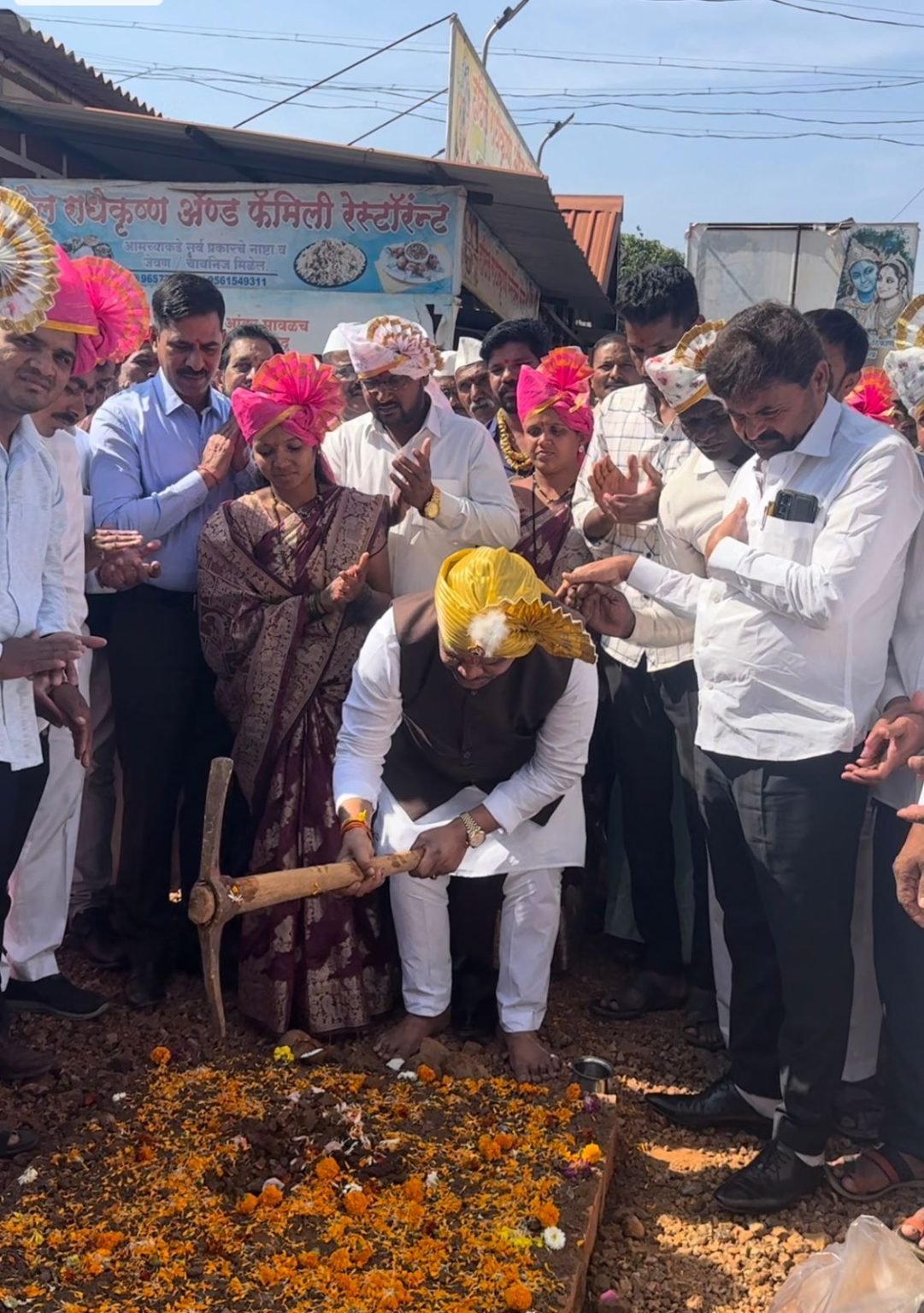 मावळमध्ये विकास कामांचा धडाका, खासदार श्रीरंग बारणे यांच्या हस्ते साडे एकविस कोटींच्या कामाचे भूमिपूजन