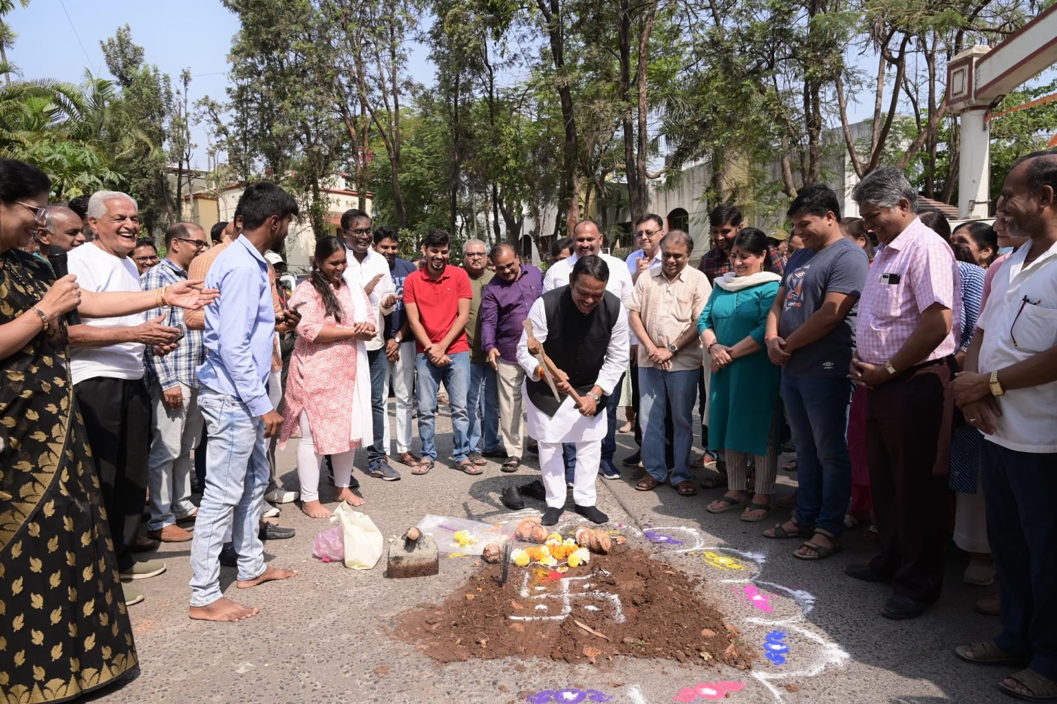 वाकड, सांगवी येथे विविध विकासकामांना सुरवात खासदार श्रीरंग बारणे यांच्या हस्ते रस्ता आणि ओपन जिमचे भूमिपूजन संपन्न