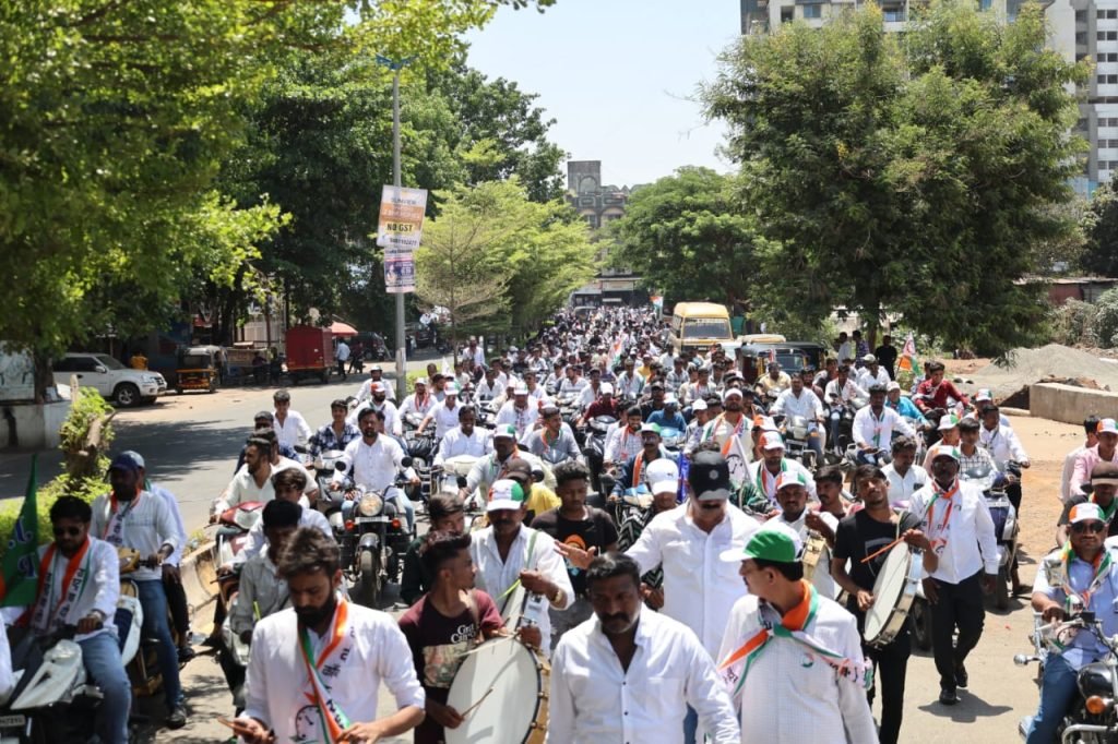 महायुतीचे शिरुर लोकसभेचे अधिकृत उमेदवार शिवाजीराव आढळराव पाटील यांच्या प्रचारार्थ भोसरीत रॅली