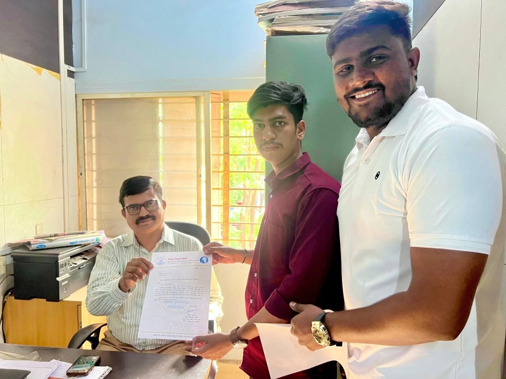 समता नगर गल्ली नंबर १ रस्त्याचे काम लवकरात लवकर करावे- चिंचवड विधानसभा अध्यक्ष मेघराज लोखंडे यांची यांची मागणी