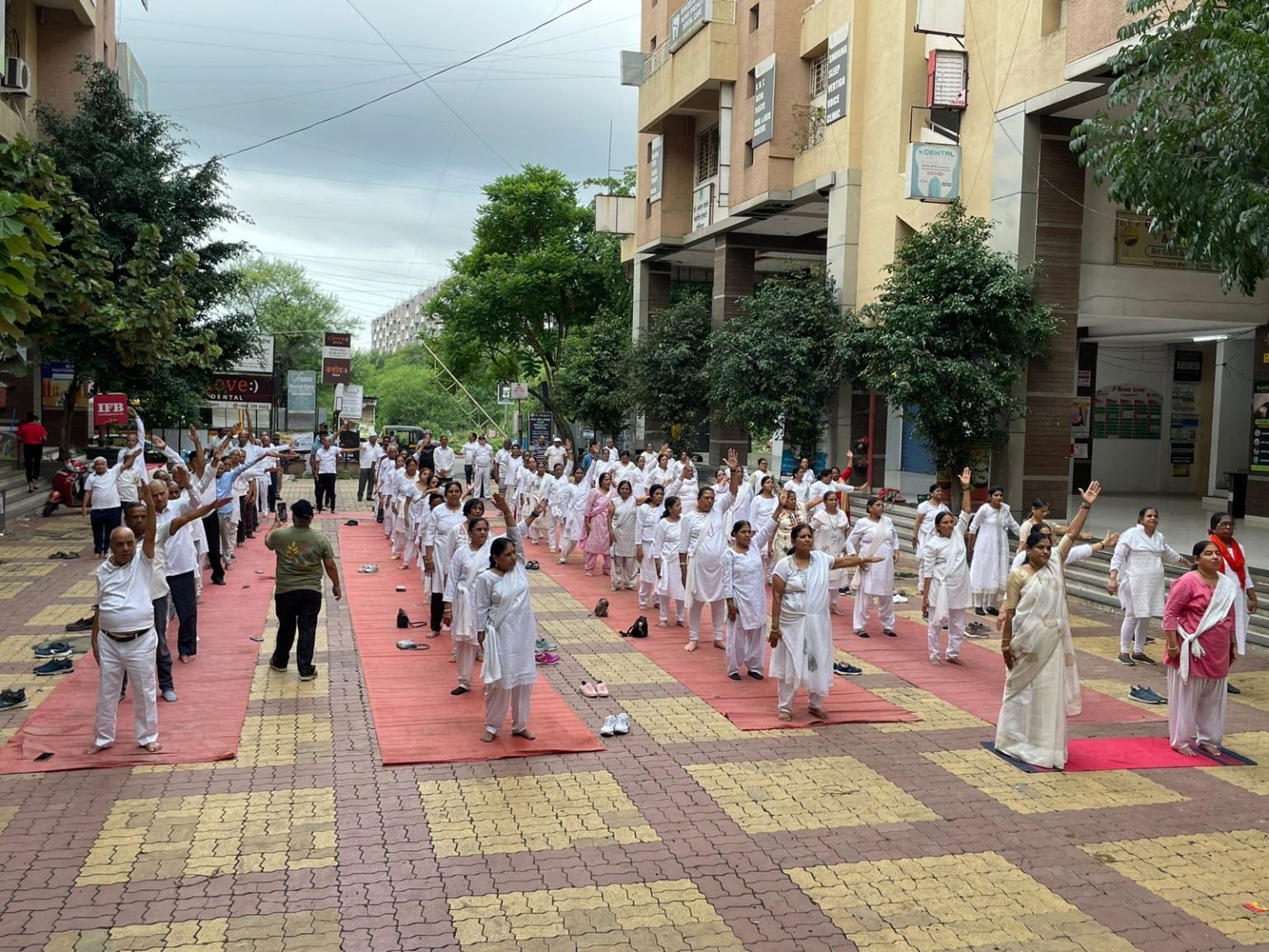 उन्नती सोशल फाऊंडेशन तर्फे आंतरराष्ट्रीय योग दिन उत्साहात साजरा