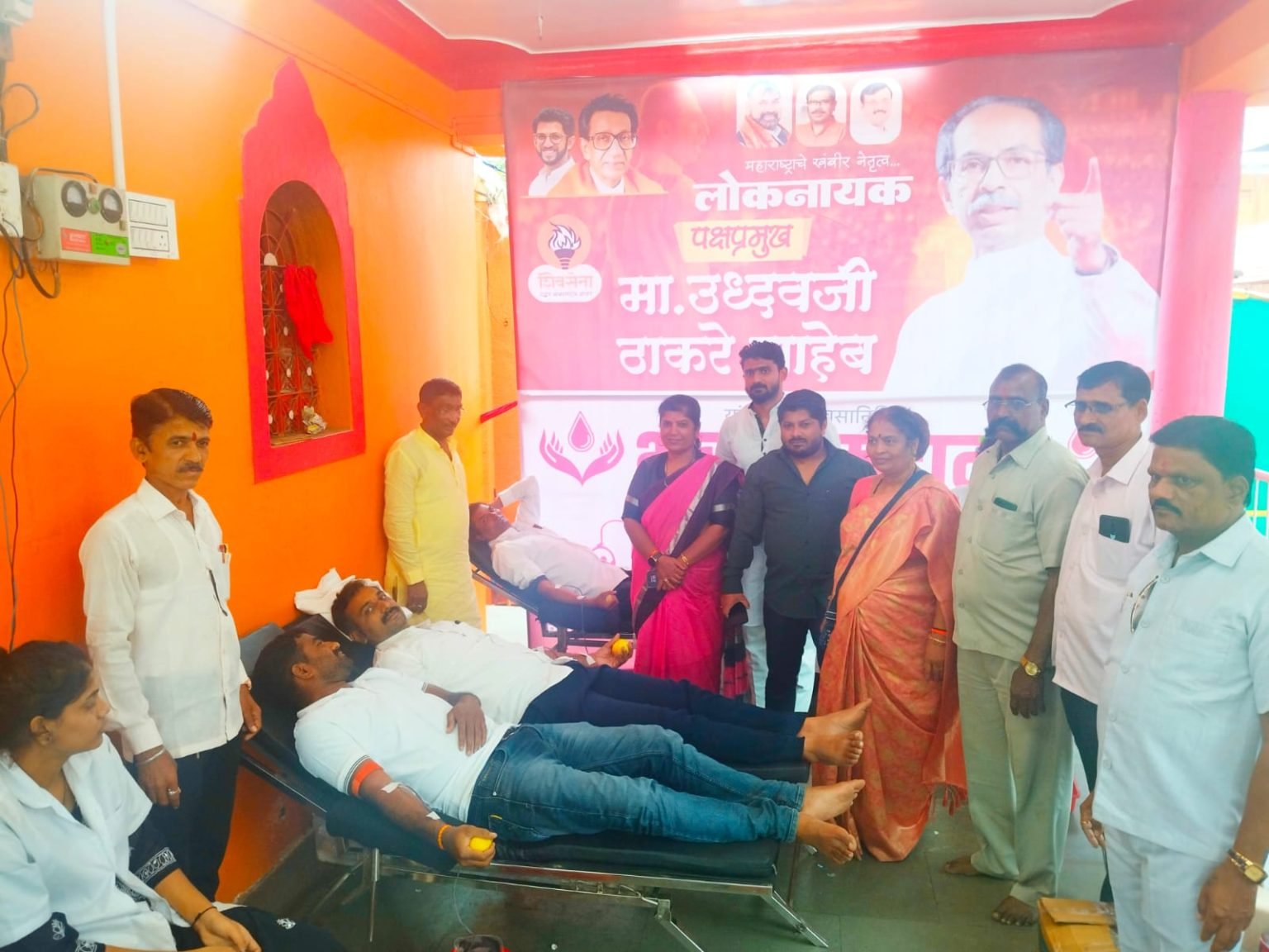 शिवसेना विभाग रुपीनगर आयोजित रक्तदान शिबिरास शिवसैनिकांचा उस्फुर्त प्रतिसाद