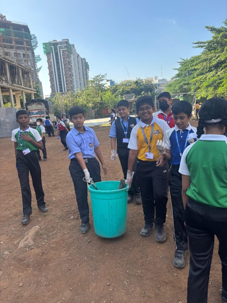 लालबहादूर शास्त्री आणि गांधी जयंती निमित्त चॅलेंजर पब्लिक स्कूलमध्ये स्वच्छता अभियान संपन्न