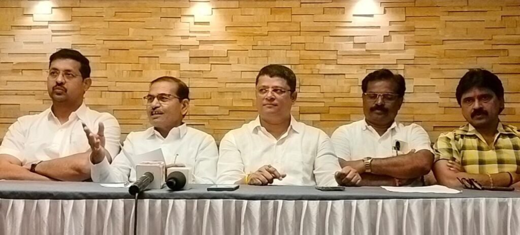 भगवान भक्ती गडावरील दसरा मेळाव्यास पिंपरी चिंचवड मधून पाच हजार नागरिक जाणार – सदाशिव खाडे