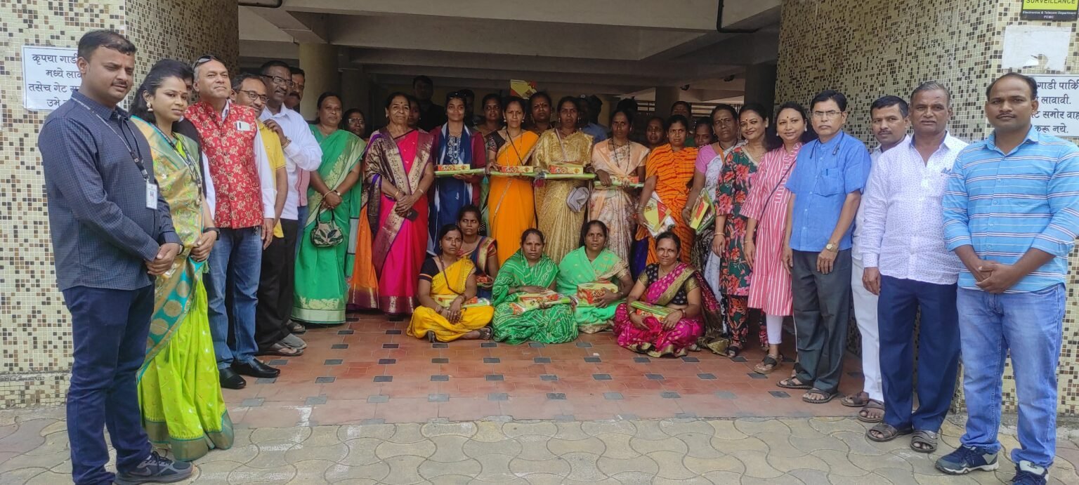 आरोग्य विभागातील कंत्राटी महिला कामगाराची दिवाळी गोड