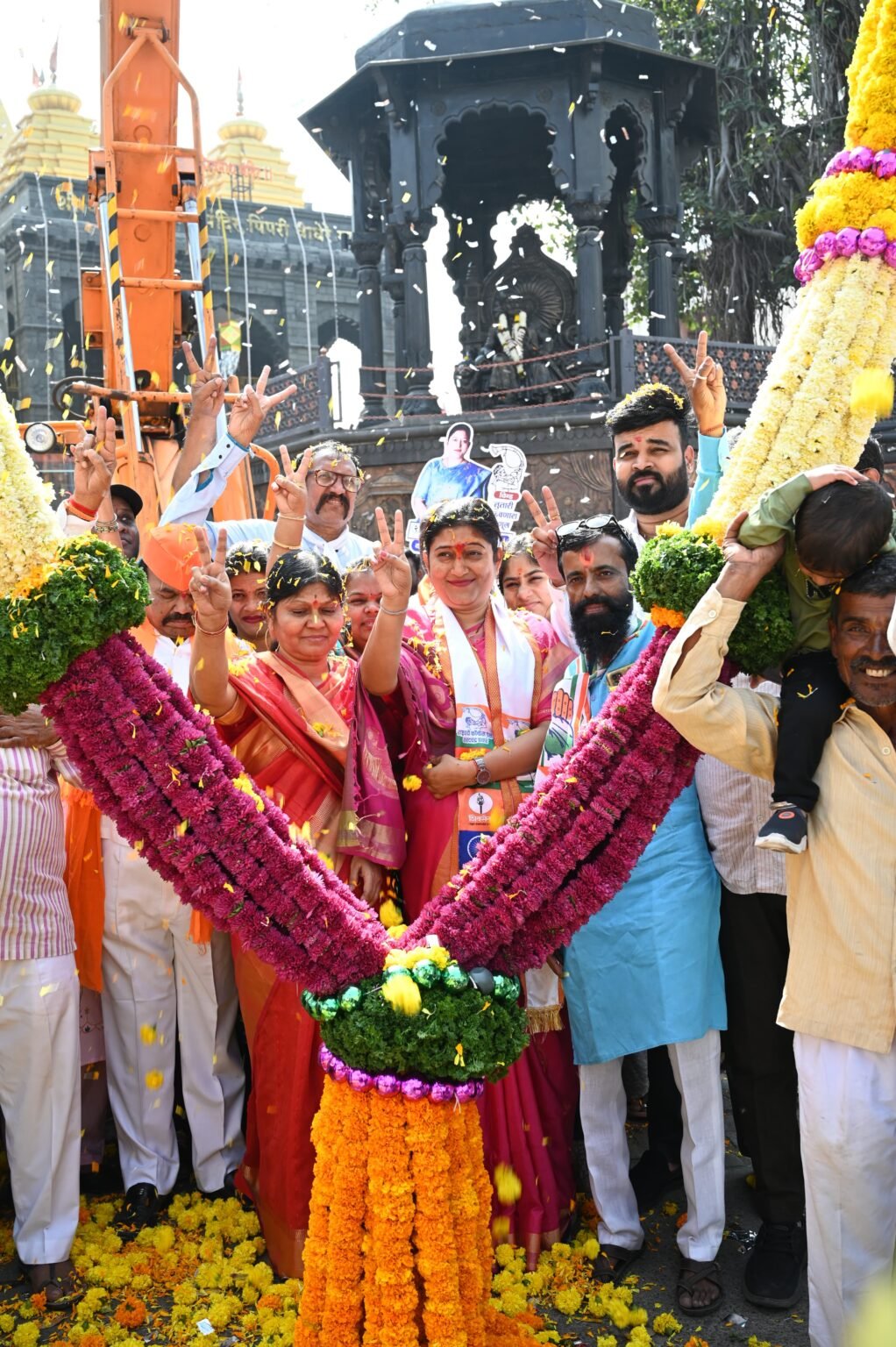 डॉ. सुलक्षणा शिलवंत यांचे पिंपरी गावात जल्लोषात स्वागत