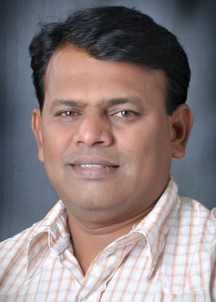 मनपा क्रीडांगणाचे थकीत वीजबिल भरून खेळाडूंसाठी सुविधा पूर्ववत करा – संजय मंगोडेकर