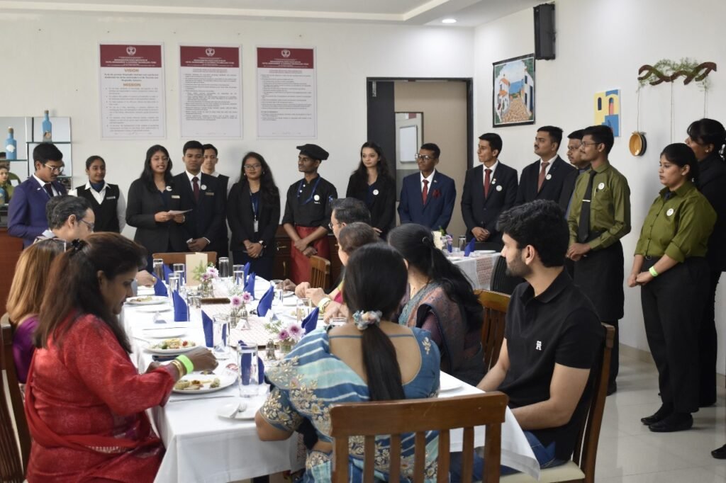 “एलिसियम २०२५” या वार्षिक फुड फेस्टीवला उत्स्फुर्त प्रतिसाद