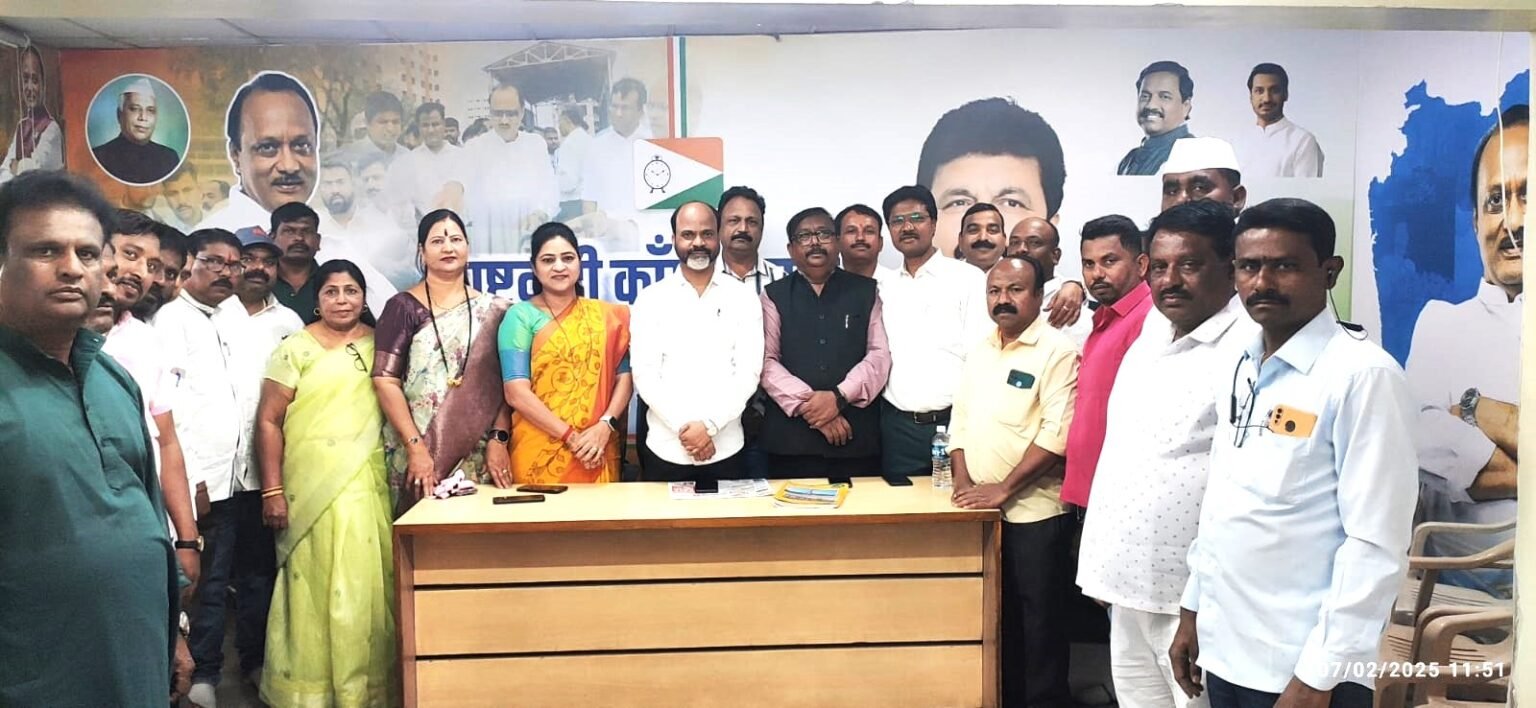 राष्ट्रवादी मध्यवर्ती कार्यालयात माता रमाई आंबेडकर यांना जयंती निमित्त अभिवादन