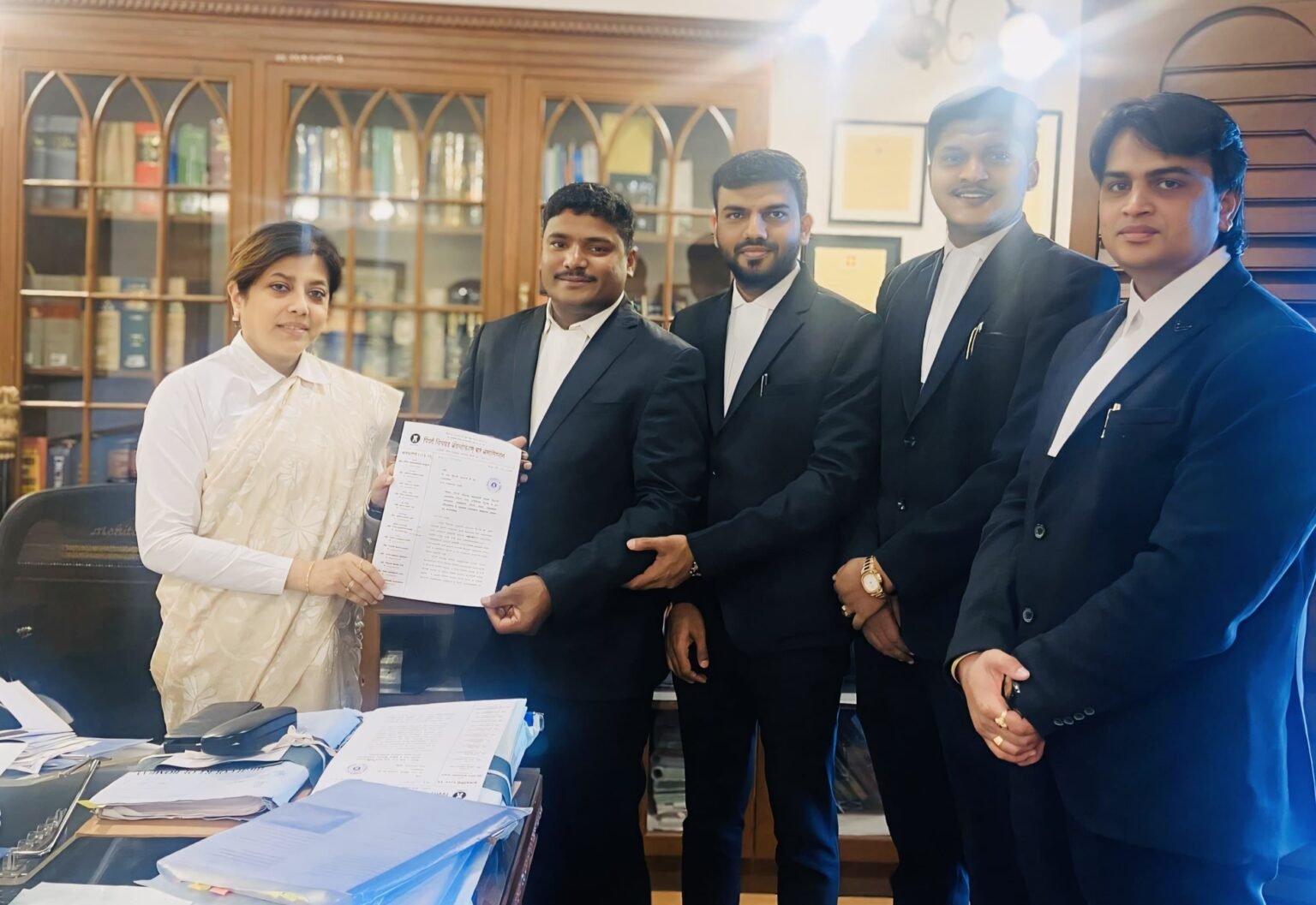 शहराला अतिरिक्त जिल्हा सत्र न्यायालय मिळावे यासाठी ॲडव्होकेटस् बार असोसिएशनची उच्च न्यायालयात धाव; लवकरच अतिरिक्त सत्र न्यायालय व दिवाणी न्यायालय वरिष्ठ स्तर सुरू होणार न्यायमूर्ती रेवती मोहिते-डेरे यांचे प्रतिपादन