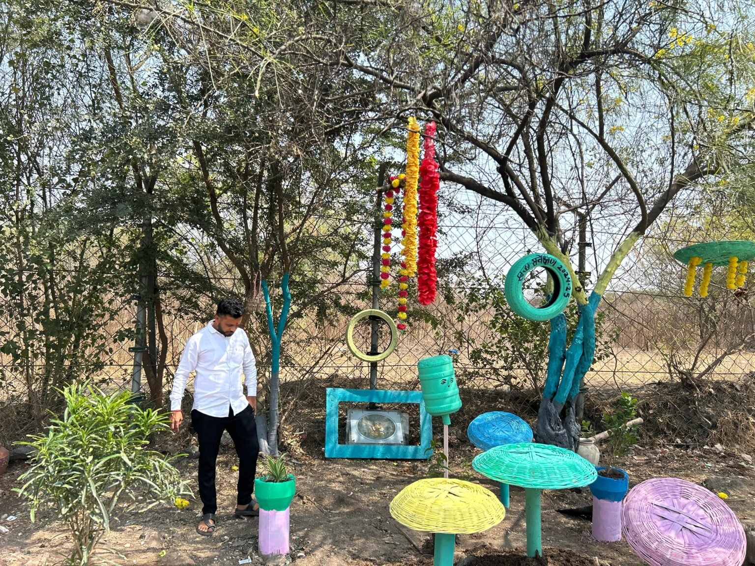 पिंपळे निलख येथील कचरा कुंडी होतेय सेल्फी पॉईंट -रविराज काळे