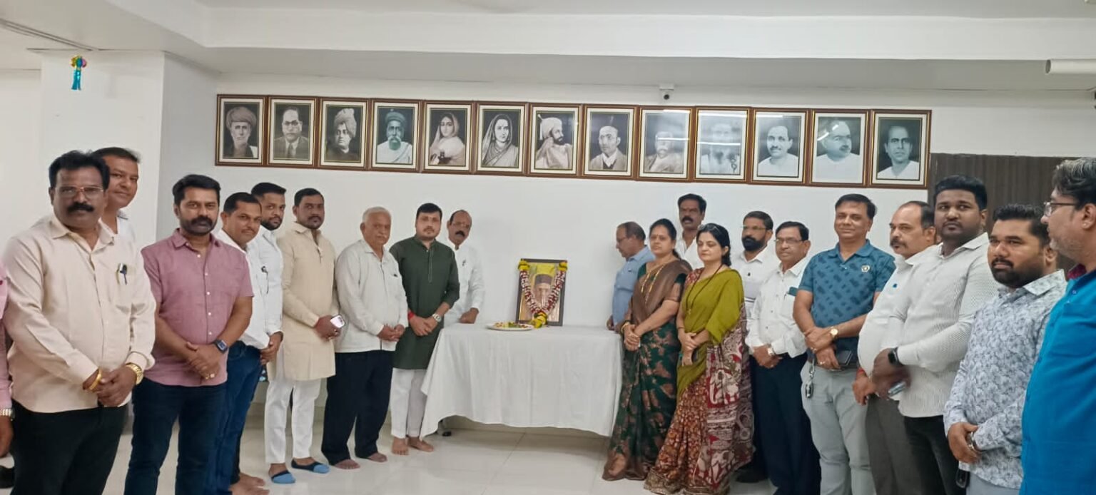 युवा पिढीने स्वातंत्र्यवीर सावरकरांचे कार्य पुढे नेणे गरजेचे – भाजपा शहराध्यक्ष शत्रुघ्न काटे