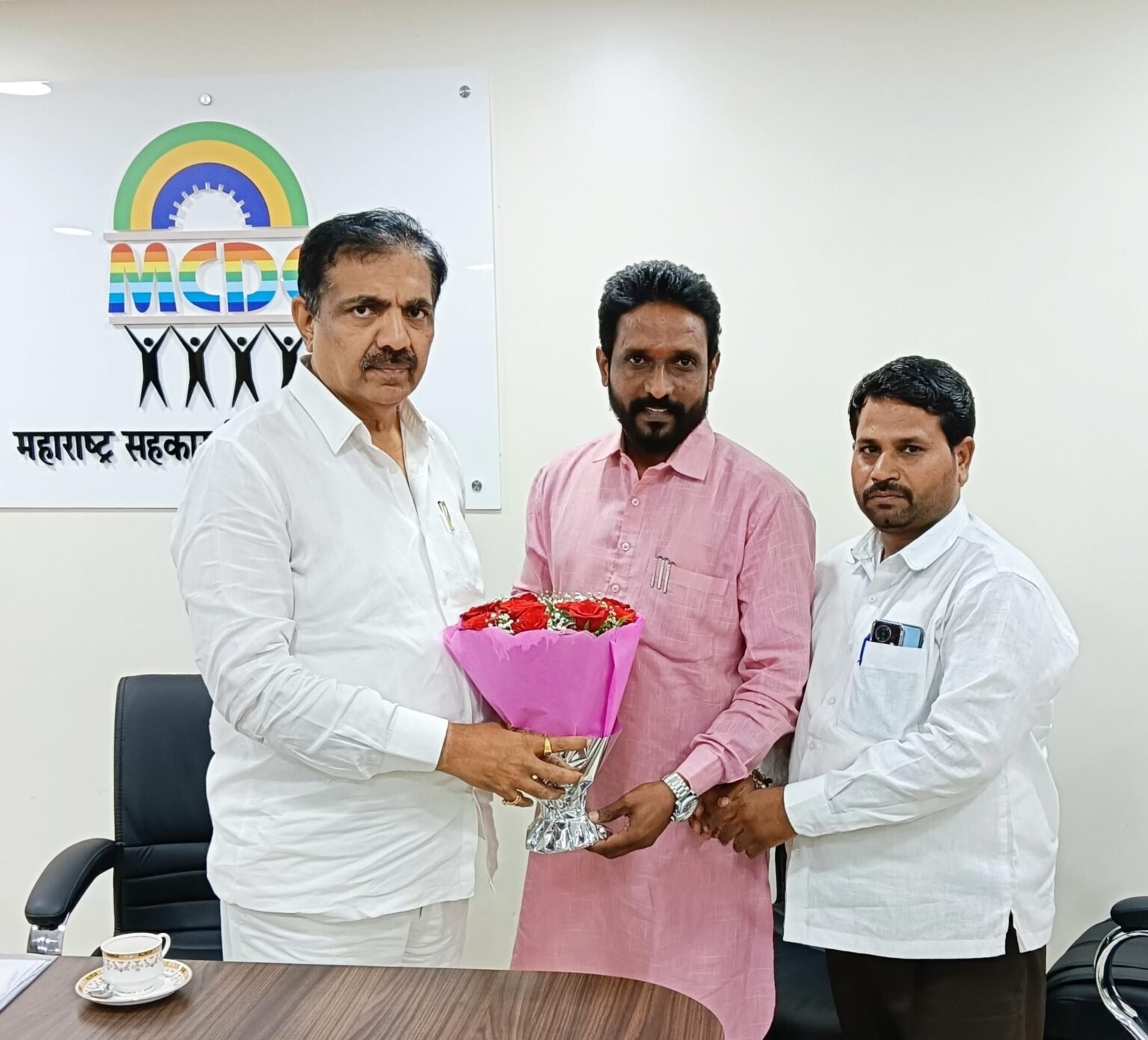 कामगारांच्या हक्कासाठी राष्ट्रवादी काँग्रेस शरदचंद्र पवार पक्ष सक्रीय कामगार नेते काशिनाथ नखाते यांनी घेतली प्रदेशाध्यक्ष जयंतराव पाटील यांची भेट