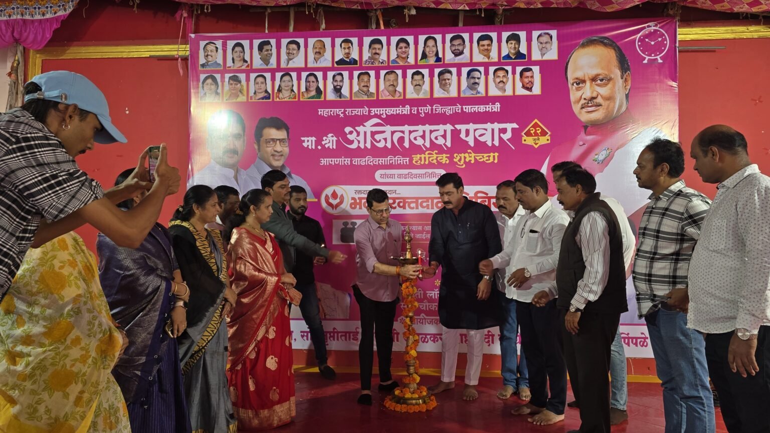 शाम जगताप व तृप्ती तानाजी जवळकर यांच्यातर्फे आयोजित रक्तदान शिबिराला उत्स्फूर्त प्रतिसाद