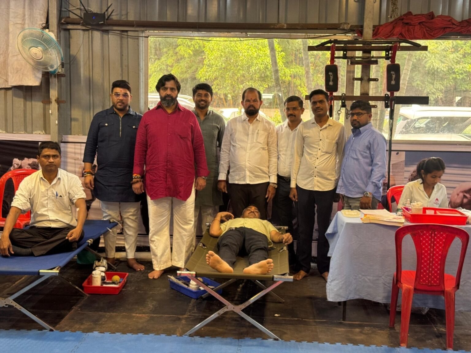 मुख्यमंत्री देवेंद्र फडणवीस यांच्या वाढदिवसानिमित्त 753 पिशव्या रक्त संकलन