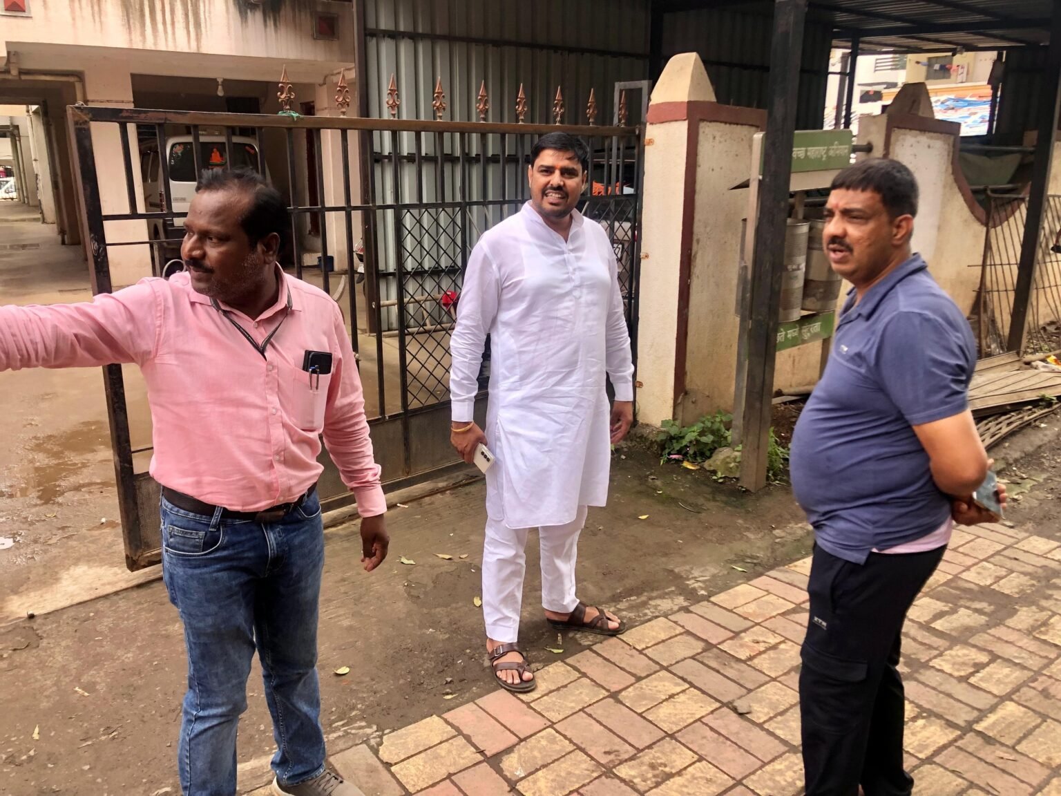 कुदळवाडी परिसरात विकासकामांसाठी पाहणी दौरा – दिनेश यादव यांचा पुढाकार