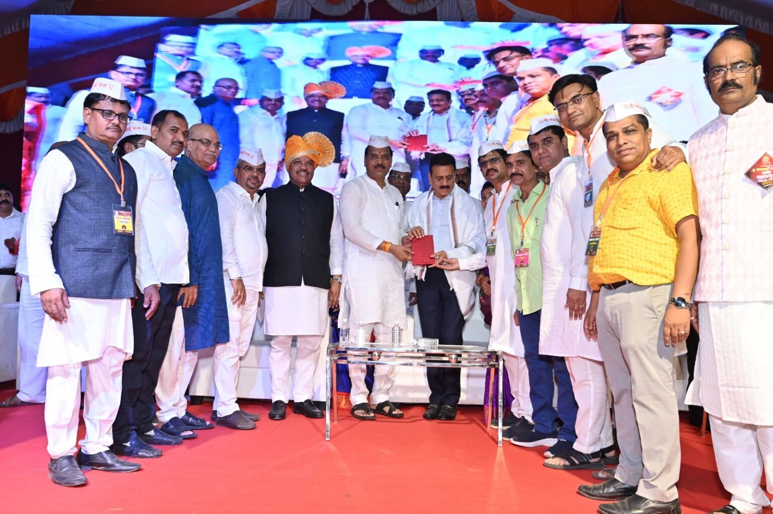 पिंपरी-चिंचवडमध्ये ‘मिनी खान्देश’ फुलला; कानबाई उत्सव खान्देशी संस्कृतीच्या एकजुटीचा प्रयत्न – गिरीश महाजन