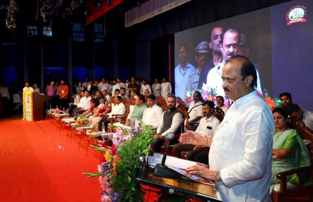 स्वच्छ सर्वेक्षण २०२५ -२६ मध्ये अव्वल स्थान मिळवण्यासाठी महानगरपालिकेसोबत लोकप्रतिनिधी, नागरिक, स्वयंसेवी संस्था अशा सर्वांचे एकत्रितपणे प्रयत्न आवश्यक – उपमुख्यमंत्री अजित पवार