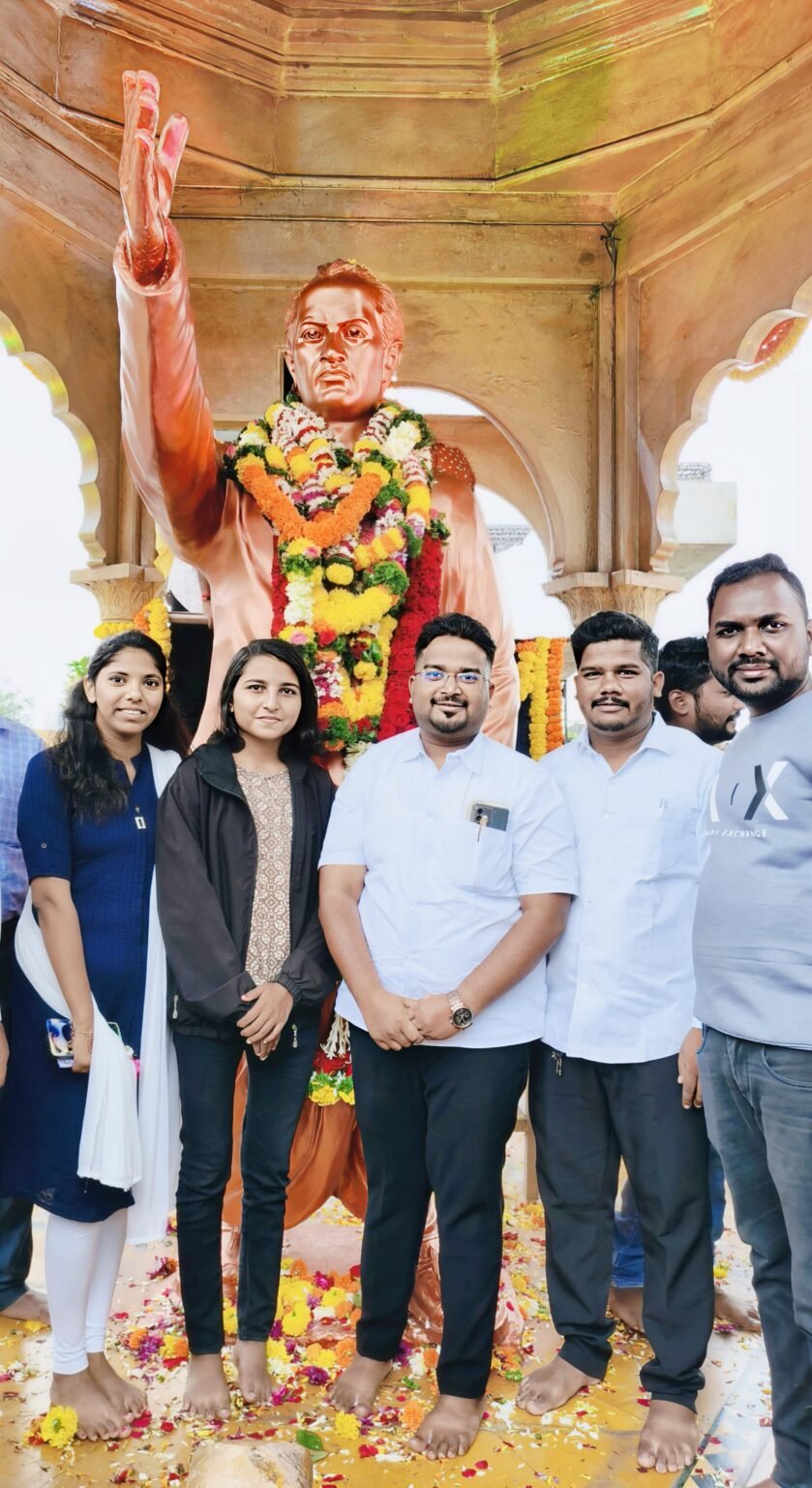 रयत विद्यार्थी विचार मंचच्या वतीने अण्णाभाऊ साठे यांना अभिवादन