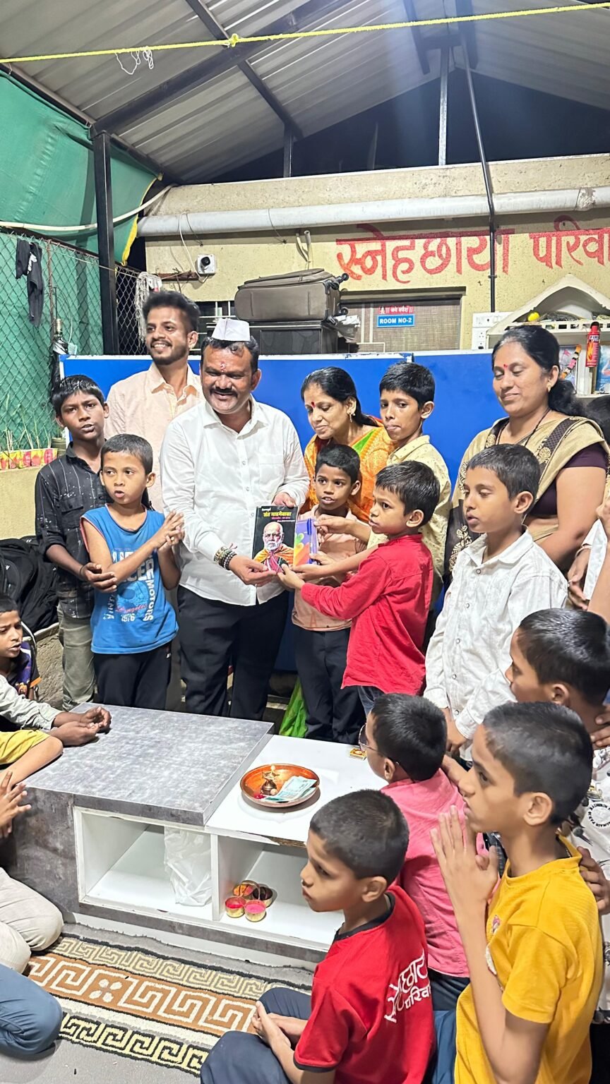 महानगरपालिकेच्या निवडणुकीसाठी वाढदिवसानिमित्त विजय सुतार यांनी फुकले रणशिंग