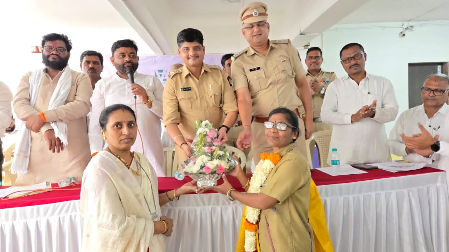 पिंपरी-चिंचवडमध्ये ‘चालक दिवसा’चा अभूतपूर्व उत्साहात साजरा प्रामाणिक रिक्षाचालकांचा RTO कडून विशेष गौरव