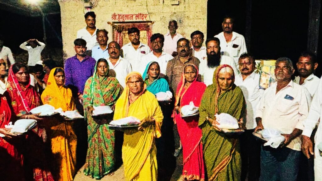 संकट म्हटलं की शिवसेना धावली मदतीला! अतिवृष्टीग्रस्त भागात महिलांसोबत भाऊबीज साजरी — २२५ कुटुंबांची दिवाळी गोड