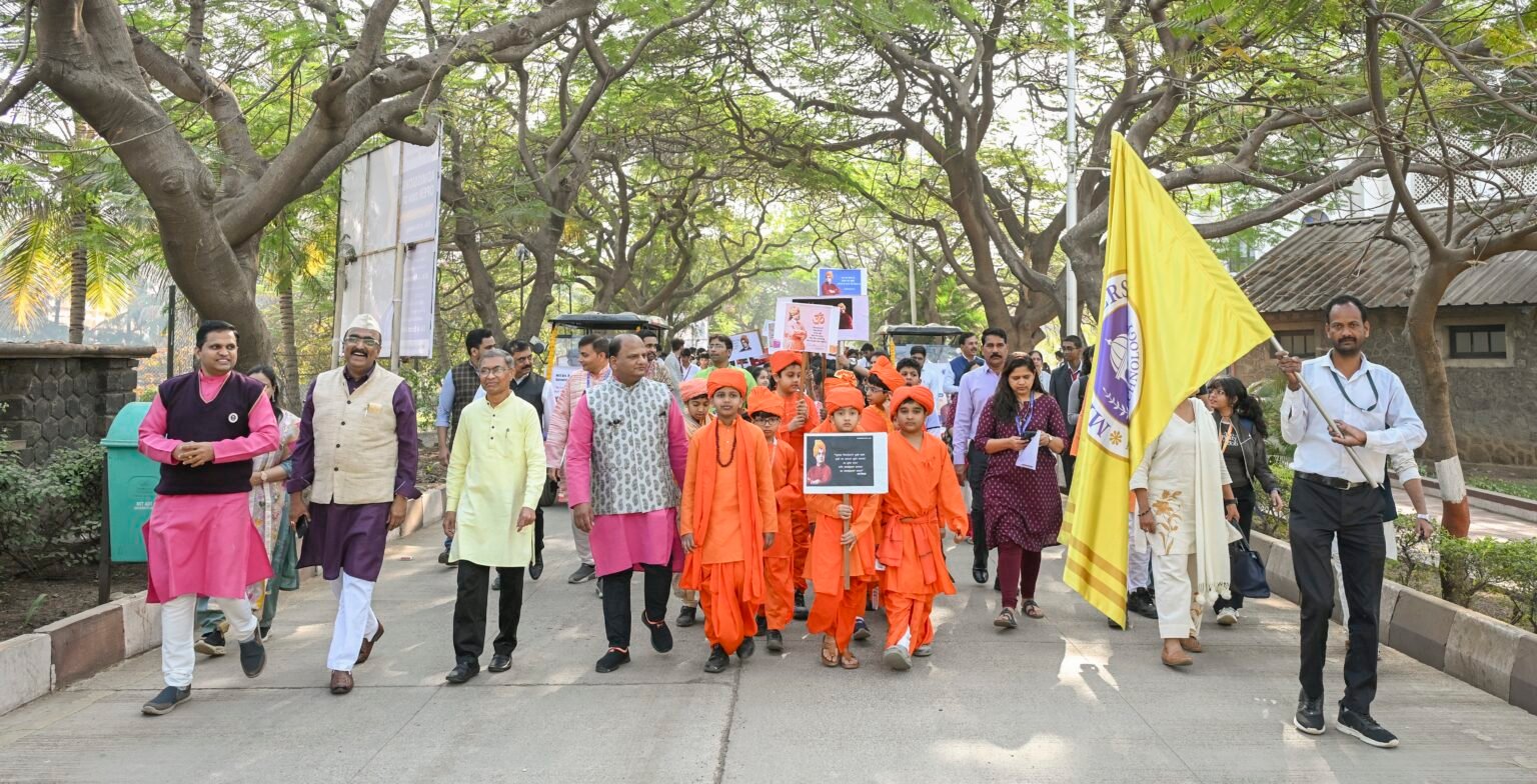 एमआयटी एडीटी विद्यापीठात ‘युवक सप्ताह’ व खादी मार्च
