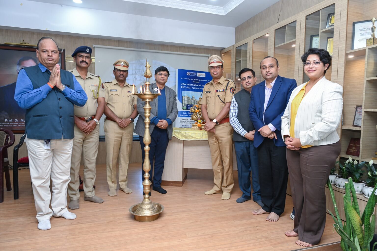 सुरक्षित वाहतुकीसाठी नियमांचे पालन अनिवार्य! पोलीस उपायुक्त डॉ. राजकुमार शिंदे; ‘एमआयटी एडीटी’ विद्यापीठात रस्ता सुरक्षा सप्ताह साजरा