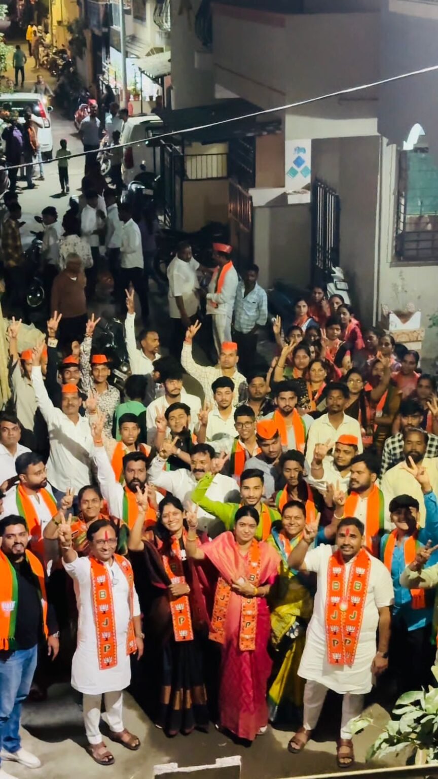 भाजपचा प्रचार टॉप गिअरमध्ये! प्रभाग २२ मध्ये विनोद नढे यांचा तुफानी दौरा