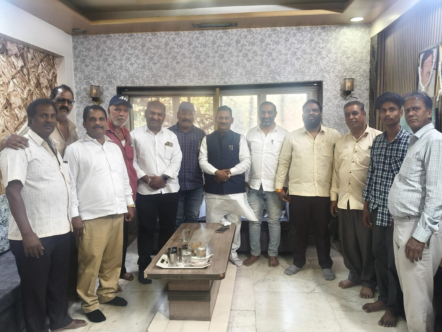 पुण्यात सफाई कर्मचाऱ्यांच्या प्रश्नांवर तातडीची बैठक; दोषींवर कारवाईचा इशारा