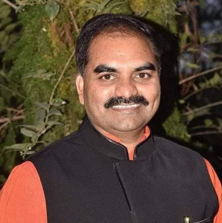 ॲड. सतिश गोरडे यांना ‘पद्मश्री नारायण सुर्वे भला माणूस पुरस्कार’ जाहीर