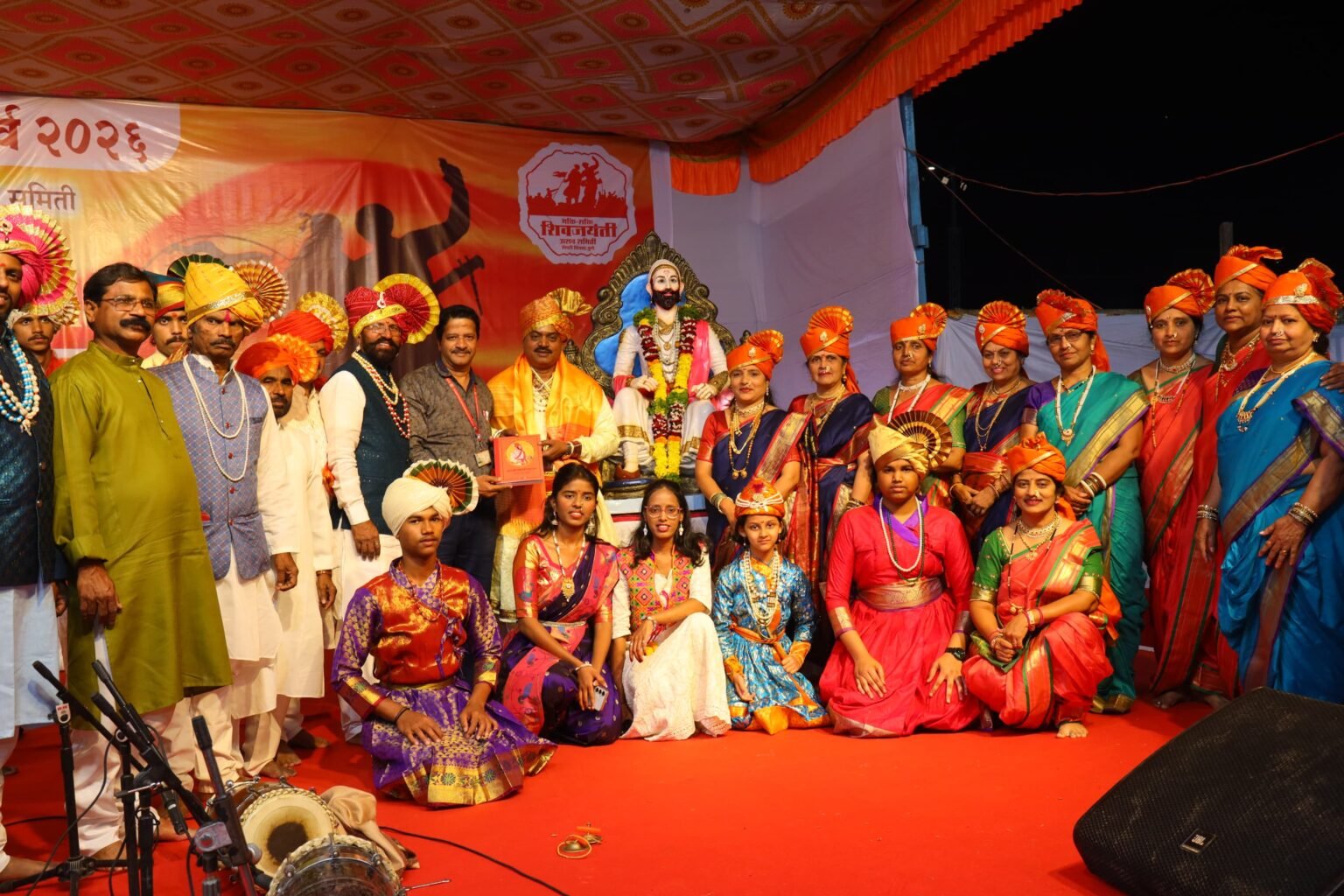 भक्ती-शक्ती उद्यान येथील कार्यक्रमात १४ शाहिरांनी शाहिरीतून दिली छत्रपती शिवाजी महाराजांना मानवंदना