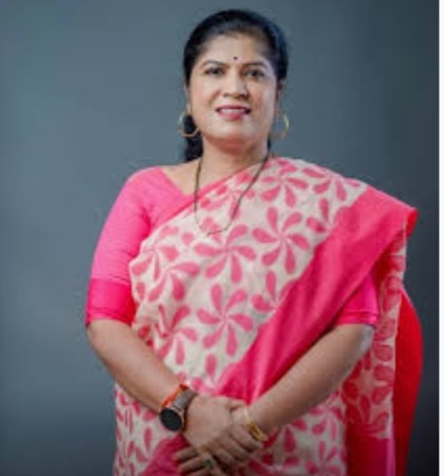 श्वेतपत्रिका काढल्याशिवाय गप्प बसणार नाही; नगरसेविका सुलभा उबाळे आक्रमक