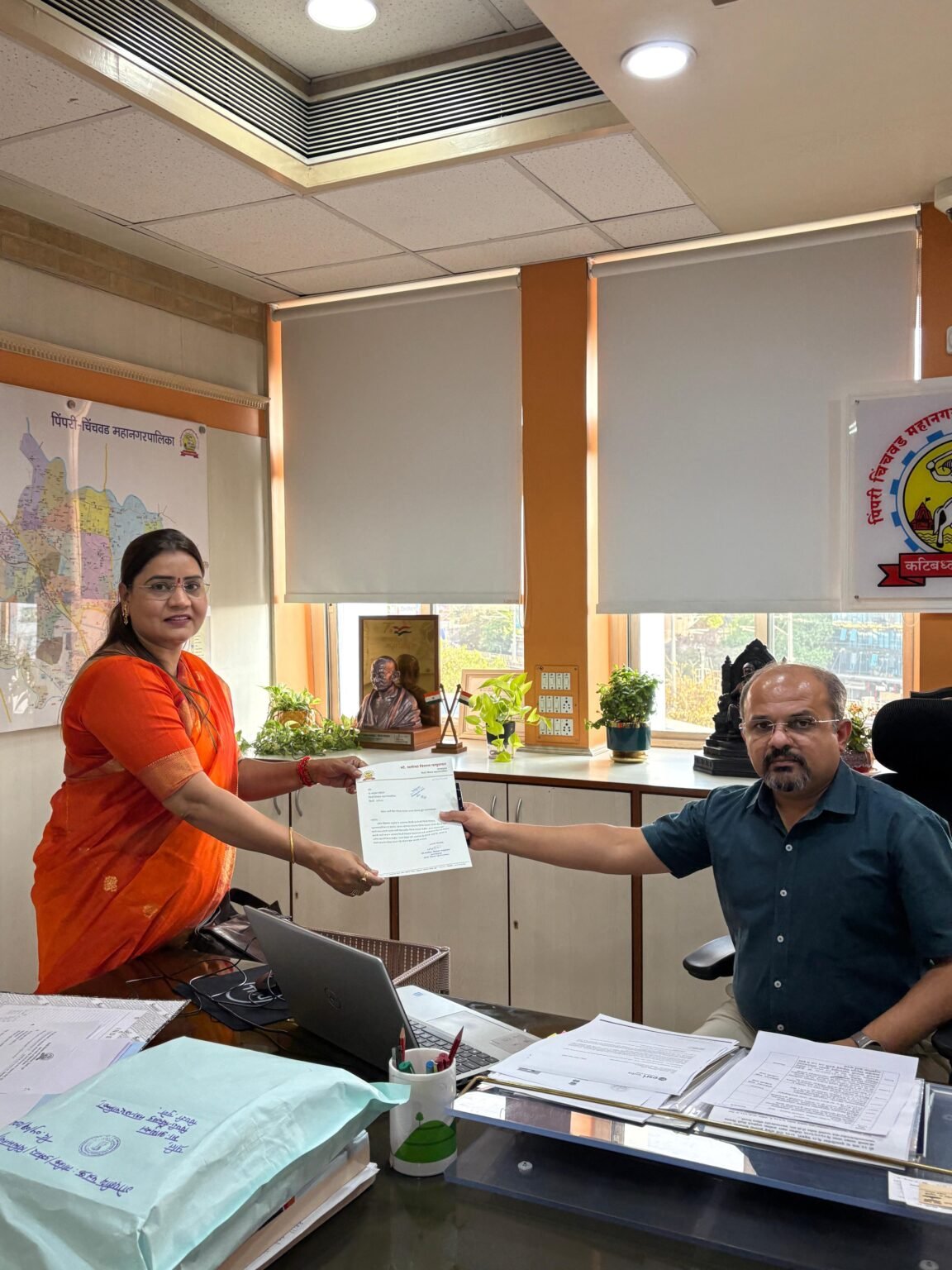 पाणी बिलावरील विलंब दंडावर ‘अभय योजना’ सुरू करण्याची मागणी; नगरसेविका सारिका विशाल मासुळकर यांचे आयुक्तांना निवेदन
