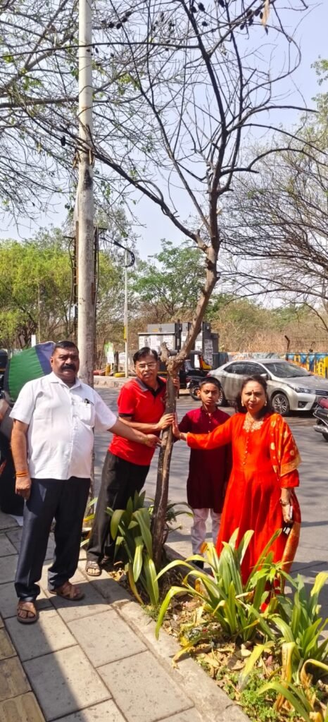 पिंपळे गुरव येथे पाण्या अभावी झाडे जळाली उद्यान विभाग सुस्त,अधिकारी मस्त