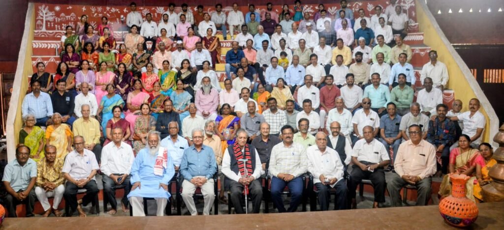 ‘जीवन संघर्षावरील उपायच पुढील पिढीसाठी मार्गदर्शक असतो’ – प्रा. डॉ. राजा दीक्षित