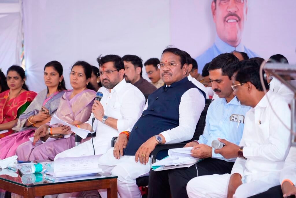 मावळातीला विकास कामांना गती द्या, पावसाळापूर्व कामे पूर्ण करा – खासदार श्रीरंग बारणे यांच्या प्रशासनाला सूचना, विविध विभागांचा घेतला आढावा