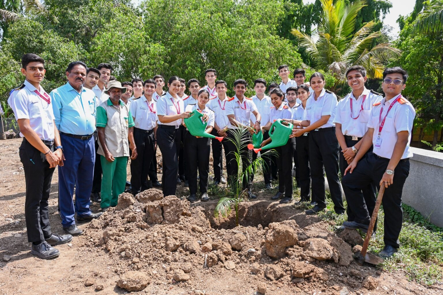 एमआयटी एडीटी विद्यापीठात ‘एक पेड़ माँ के नाम’ मोहिम