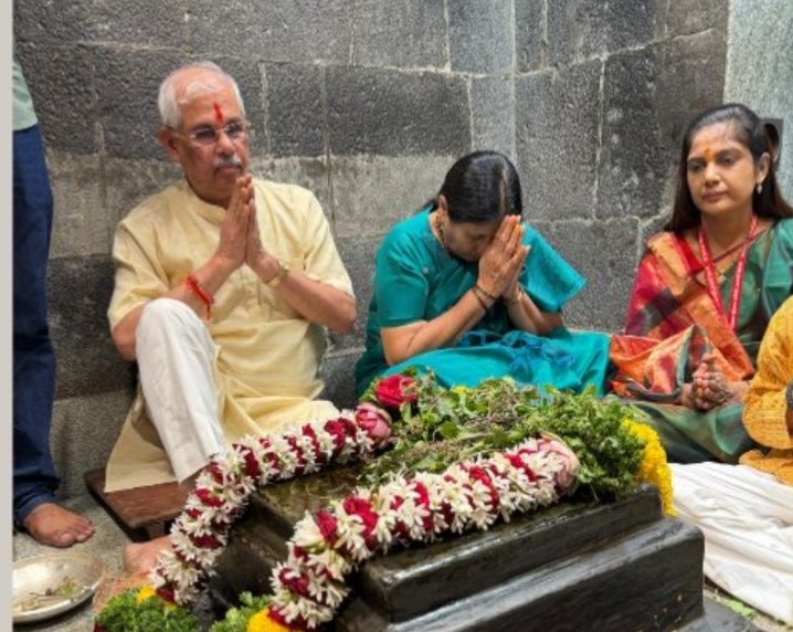 केरळ आणि तामिळनाडूचे प्रभारी राज्यपाल राजेंद्र विश्वनाथ आर्लेकर यांची संत श्री ज्ञानेश्वर महाराज संजीवन समाधी मंदिरास सदिच्छा भेट