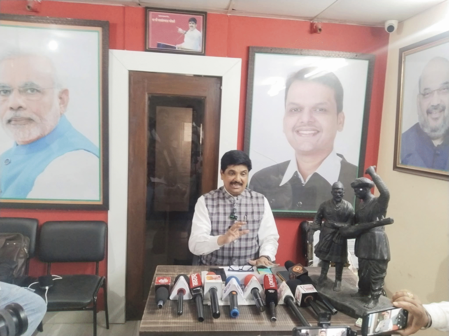 कामगारनेते यशवंत भोसले यांच्याकडून डोनाल्ड ट्रम्प यांनी जाहीर केलेल्या “जागतिक शांतता कराराचे” स्वागत!