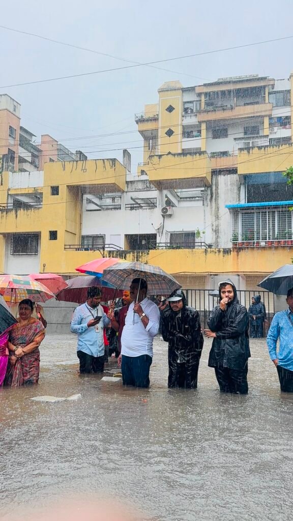 रहाटणीत पुराचे संकट; नगरसेवक बाबासाहेब त्रिभुवन प्रशासनासोबत मदतकार्यात सक्रिय