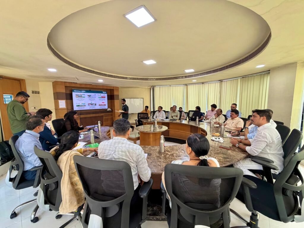 शहरातील वाहतूक व्यवस्था अधिक सक्षम करण्यासाठी पार्किंग पॉलिसीची प्रभावी अंमलबजावणी होणार – महापौर रवि लांडगे