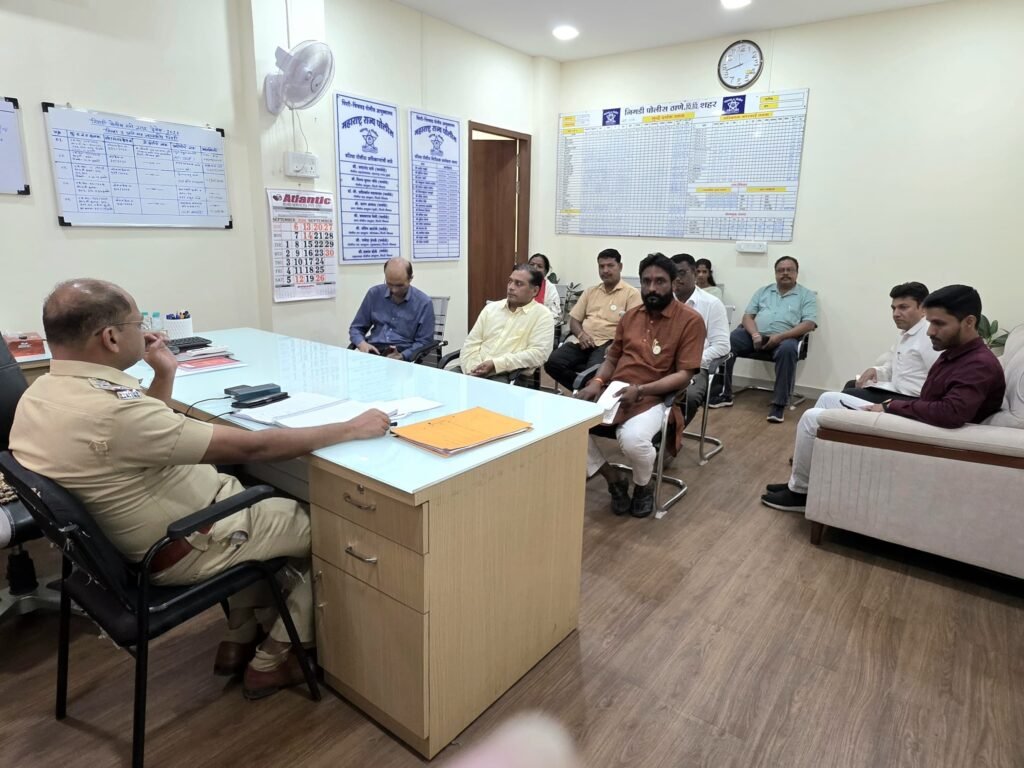 निगडी कामगार मृत्यू प्रकरणी बीएसएनएल व पोलिस अधिकारी यांच्यासमवेत बैठक