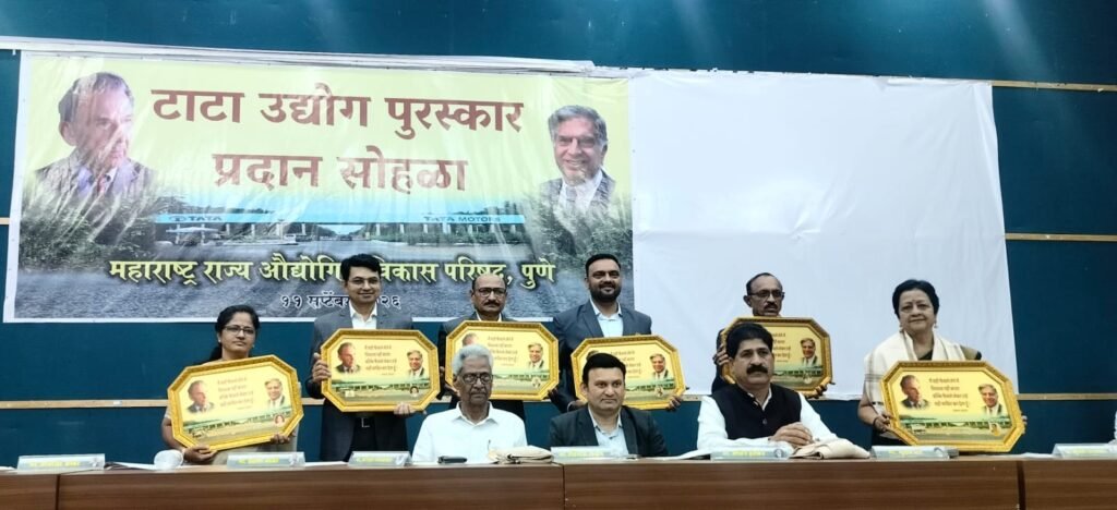 जे आर डी आणि रतन टाटा हे भारतीय उद्योगाचे अध्वर्यू! – सचिन ईटकर