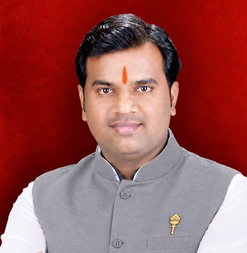 पार्थ गुरव यांची शिवसेना उपशहर प्रमुखपदी निवड