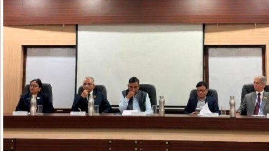 ‘प्रारंभ’च्या माध्यमातून पद्मश्री डॉ. डी. वाय. पाटील कॉलेज ऑफ आर्किटेक्चर आकुर्डीच्या प्रथम वर्षाच्या विद्यार्थ्यांचे स्वागत