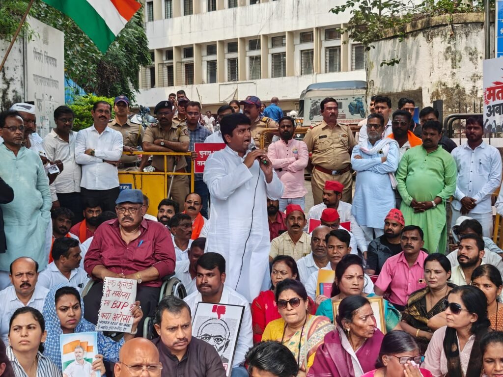 SIR रद्द करा; मतपत्रिकेद्वारे निवडणुका घ्या — इंडिया आघाडी व पुरोगामी संघटनांची मागणी
