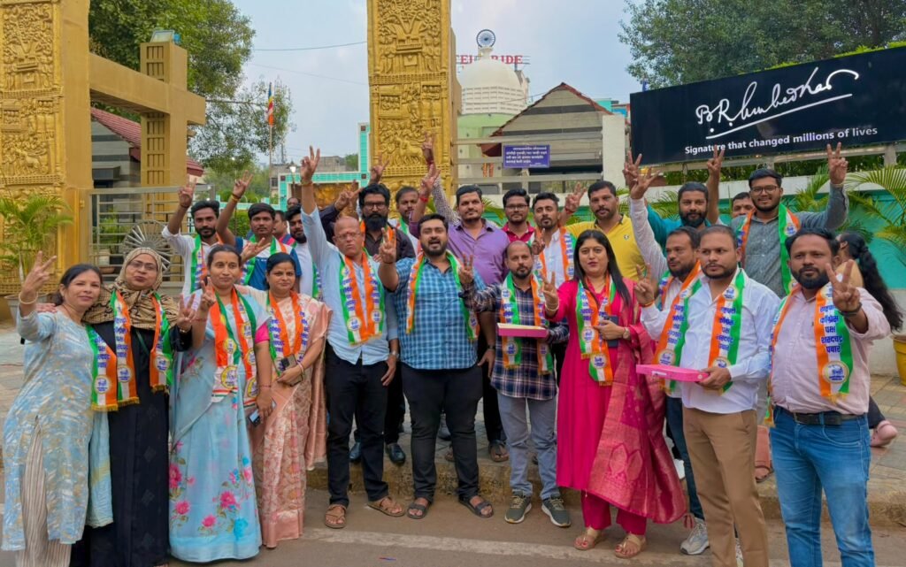 पदवीधर निवडणुकीत महाविकास आघाडीचा विजय; पिंपरी-चिंचवडमध्ये राष्ट्रवादीचा पेढे वाटून आनंदोत्सव!