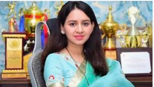 पुणे पदवीधर मतदारसंघात हर्षदा देशमुख-जाधव विजयी; भाजपच्या स्मिता जाधव यांचा ९,९२८ मतांनी पराभव!